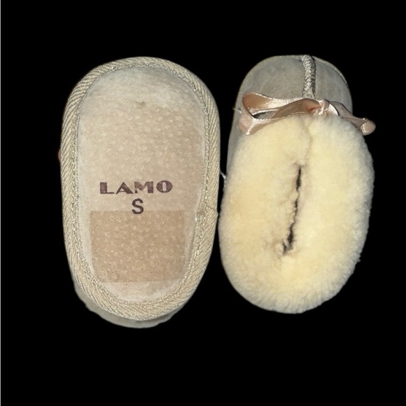 Sheep Shearling Lined Beige Baby Booties, Size S - Picture 4 of 4